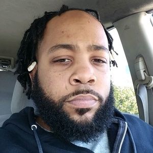 Meet your Posher, Devin